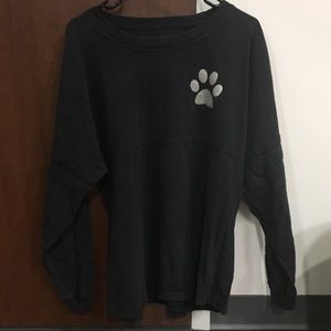 black long sleeve shirt